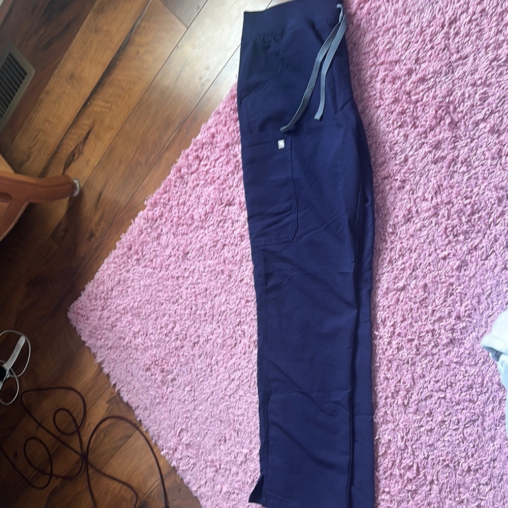 FIGS Low Rise Straight Leg Scrub Pants